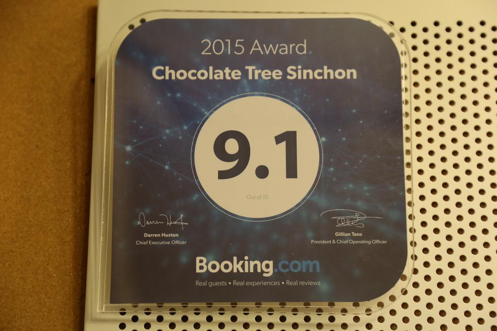 Chocolate Tree Sinchon Seul Exterior foto