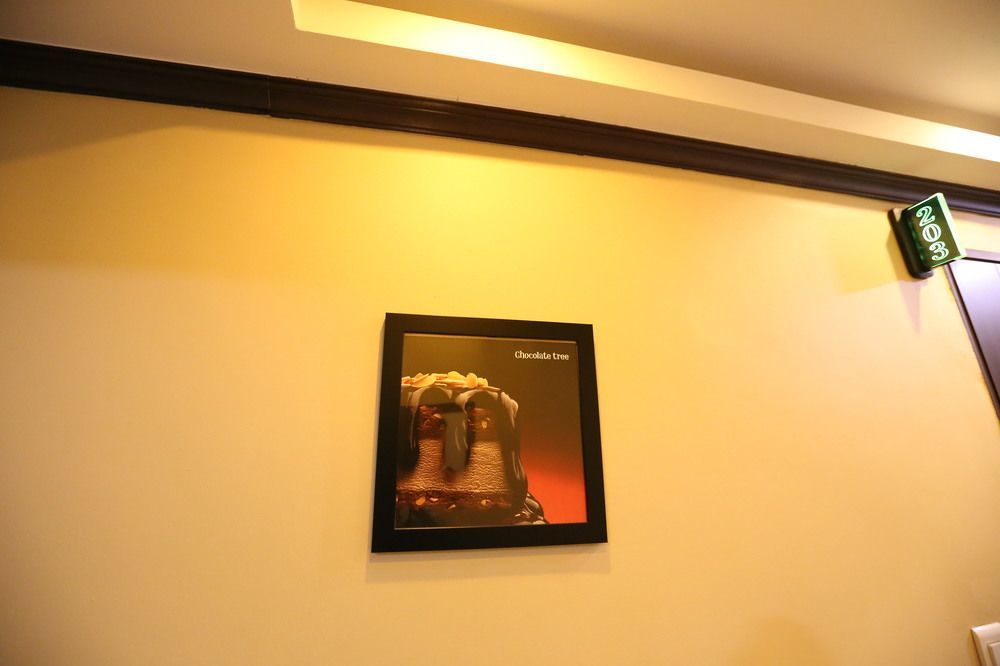 Chocolate Tree Sinchon Seul Exterior foto